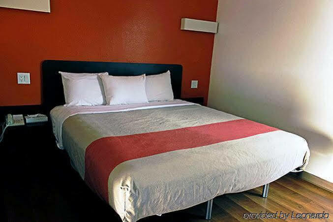 Motel 6-Vista, Ca Kültér fotó